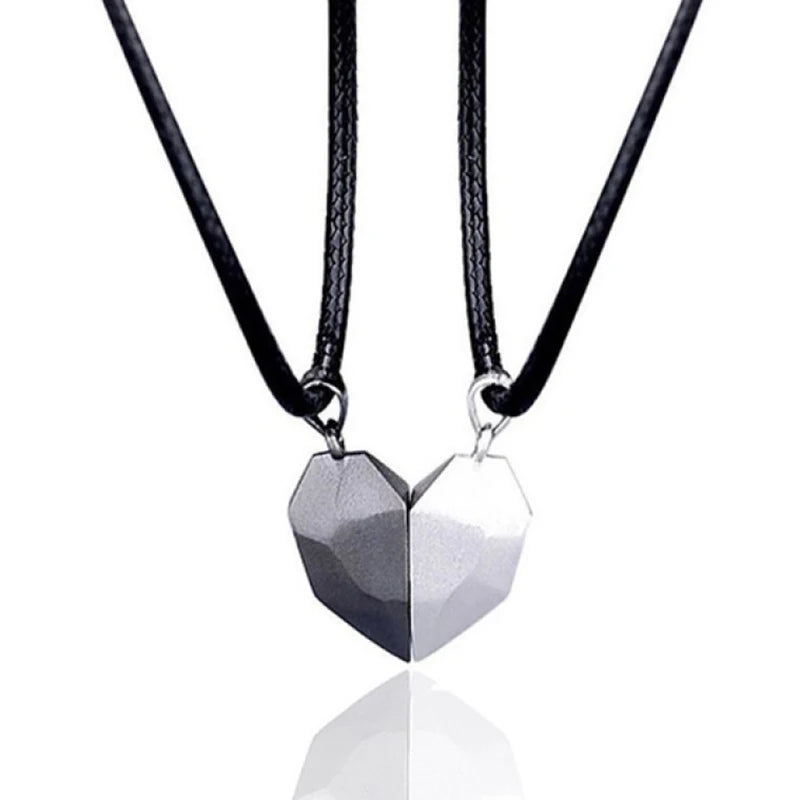 Pulse of Love: Magnetic Couple’s Necklace